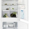 Встраиваемый холодильник Electrolux ENN 7853
