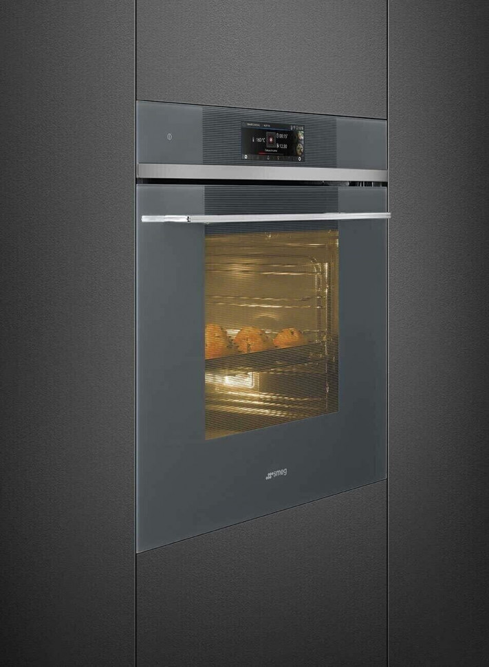 Электрический духовой шкаф Smeg SFP6106WTPS