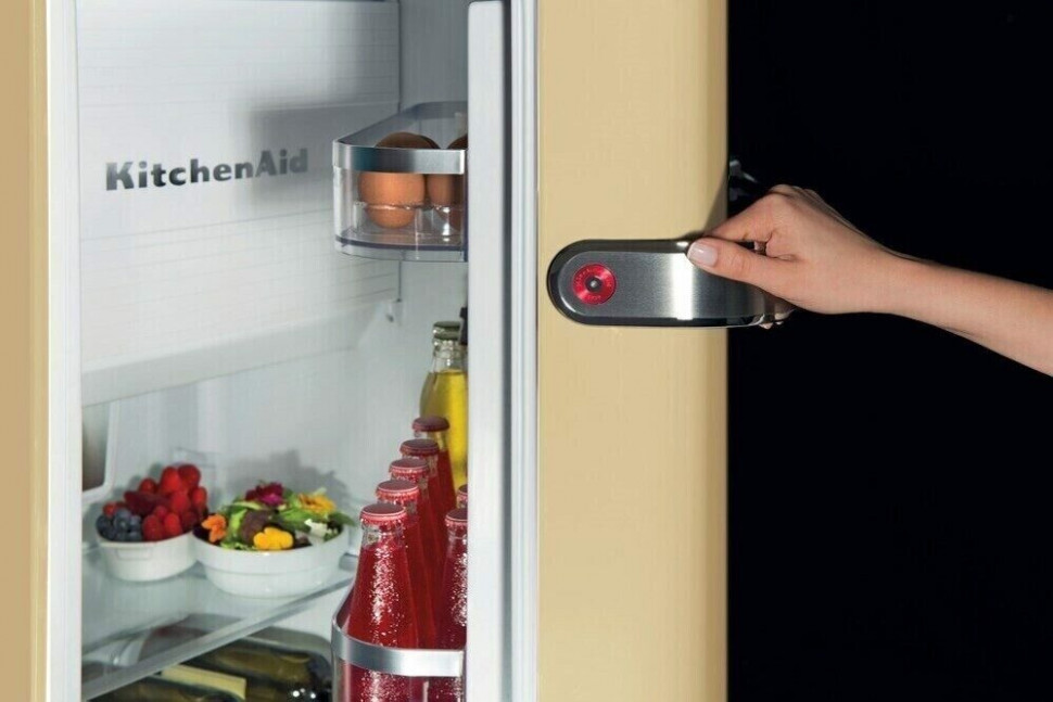 Холодильник KitchenAid KCFMB 60150L Холодильник KitchenAid KCFMB 60150L