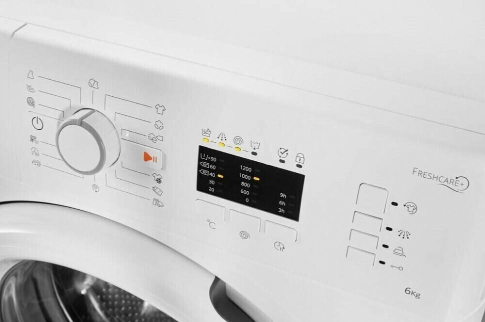 Стиральная машина Whirlpool FWL 61252 W