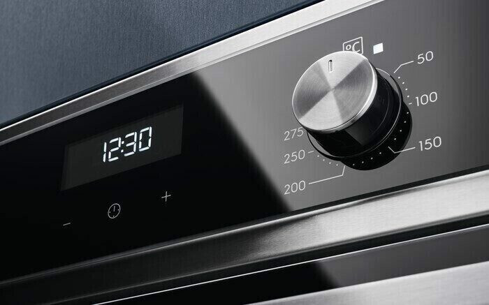 Электрический духовой шкаф Electrolux EOD 5C71X