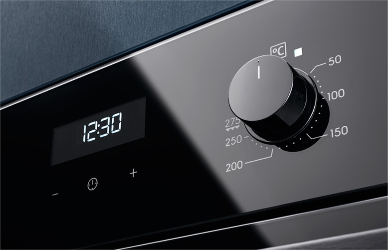 Электрический духовой шкаф Electrolux EOD5C50Z
