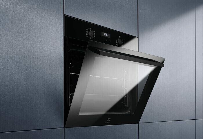 Электрический духовой шкаф Electrolux OEF 5C50Z