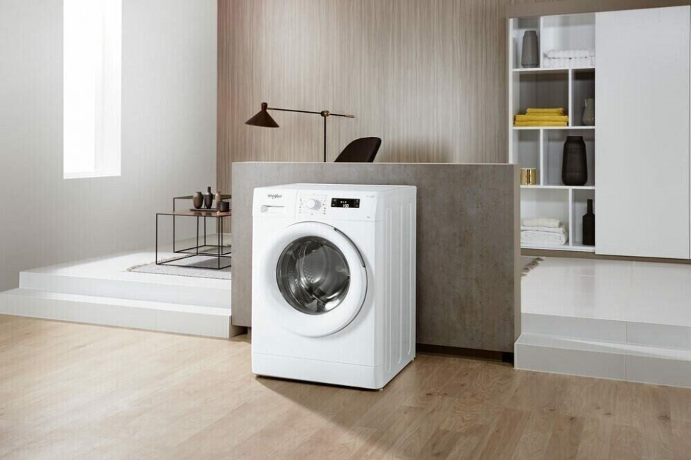 Стиральная машина Whirlpool FWSF 61053 W Стиральная машина Whirlpool FWSF 61053 W