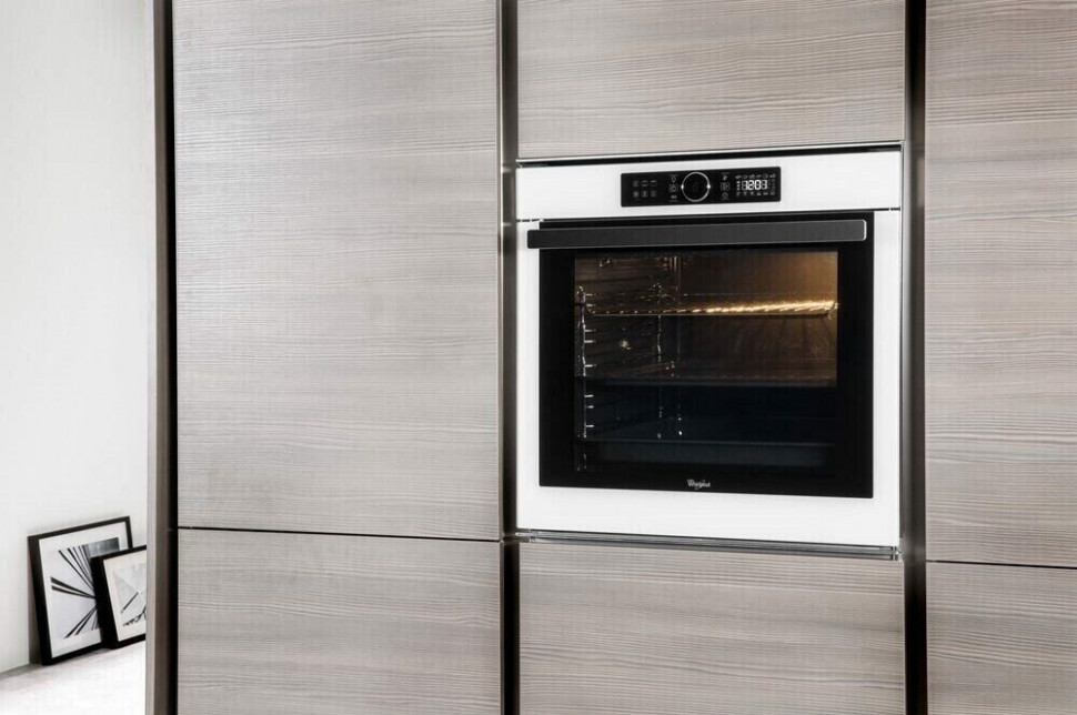 Электрический духовой шкаф Whirlpool AKZM 8480 WH