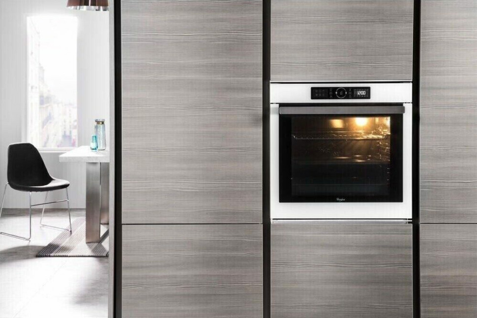 Электрический духовой шкаф Whirlpool AKZM 8480 WH