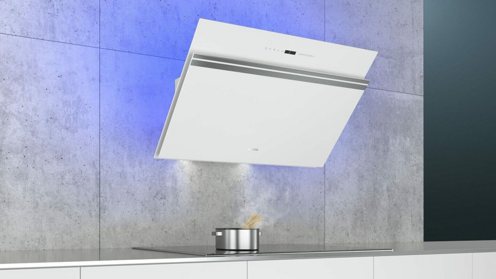 Каминная вытяжка Siemens LC 91KWW20