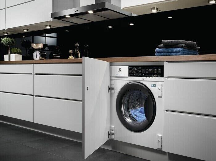 Встраиваемая стиральная машина Electrolux EW7W 368 SI
