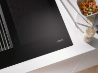 Индукционная варочная панель Miele KMDA 7774