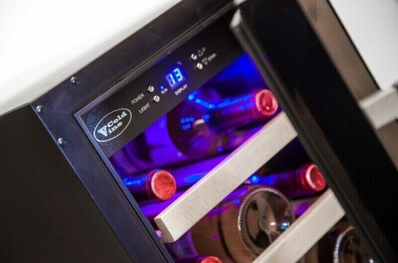 Винный шкаф Cold Vine C18-KBT1 Винный шкаф Cold Vine C18-KBT1