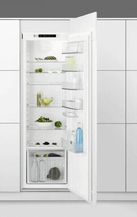 Встраиваемый холодильник Electrolux ERN 3213