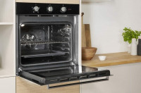 Газовый духовой шкаф Indesit IGW 620 BL