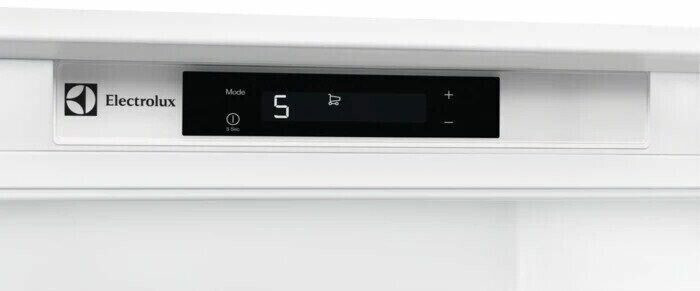 Встраиваемый холодильник Electrolux ERN 93213
