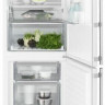 Холодильник Electrolux EN 93458 MW