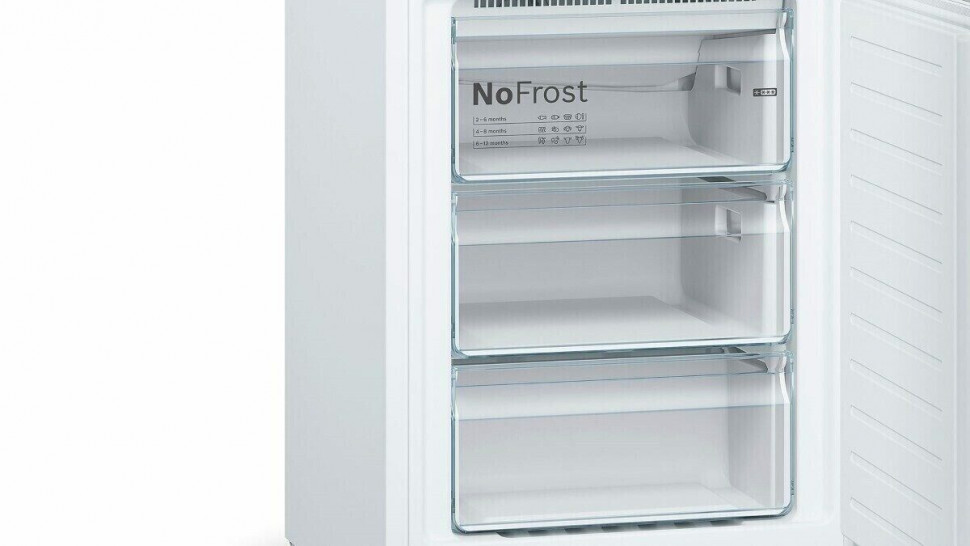 Холодильник Bosch KGN39XW306