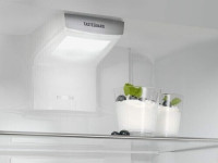 Холодильник Electrolux EN 93489 MW