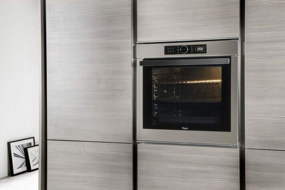 Электрический духовой шкаф Whirlpool AKZM 8420 S