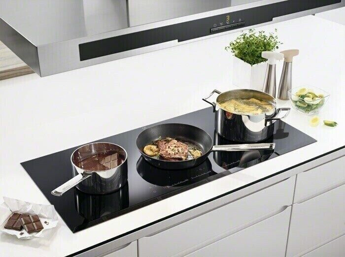 Островная вытяжка Electrolux EFL 10566 DX