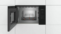 Встраиваемая микроволновая печь Bosch BEL 524MB0