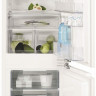 Встраиваемый холодильник Electrolux ENG 7854
