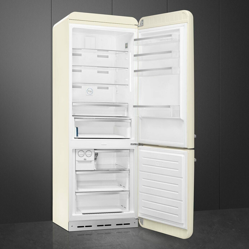 Холодильник Smeg FAB38RCR Холодильник Smeg FAB38RCR