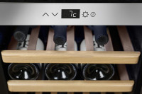 Винный шкаф Caso WineComfort 24