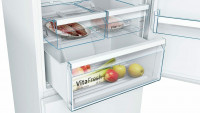 Холодильник Bosch KGN49XW30