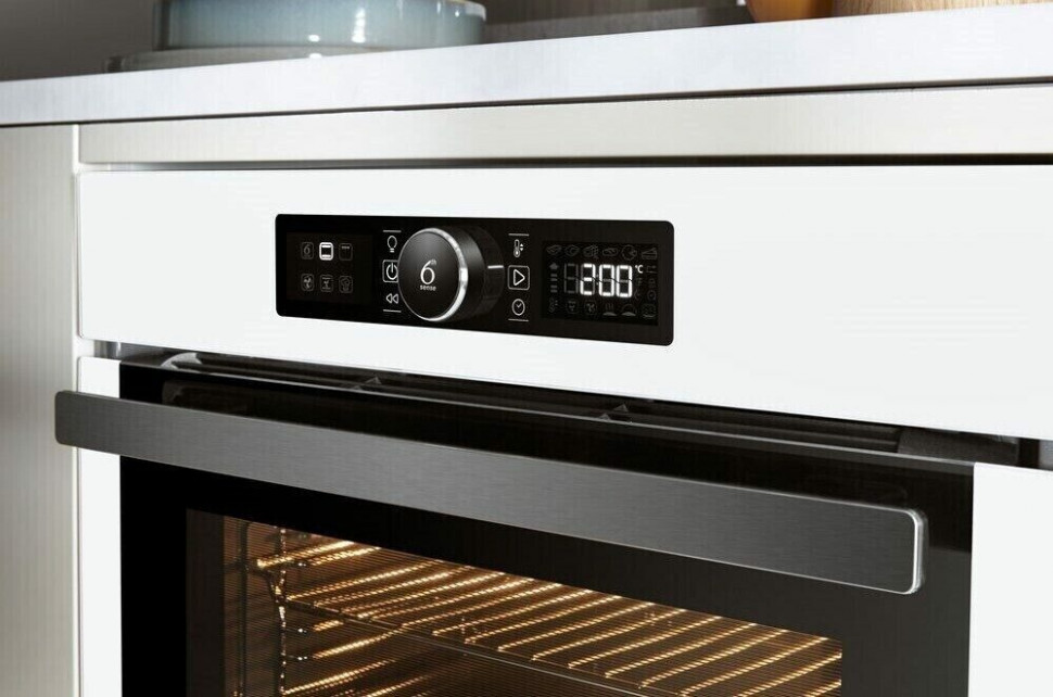 Электрический духовой шкаф Whirlpool AKZ 6230 WH