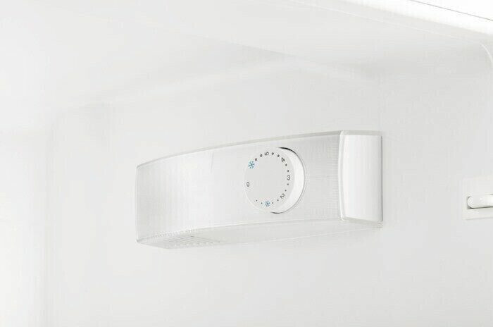 Холодильник Electrolux EJ 2302 AOW2