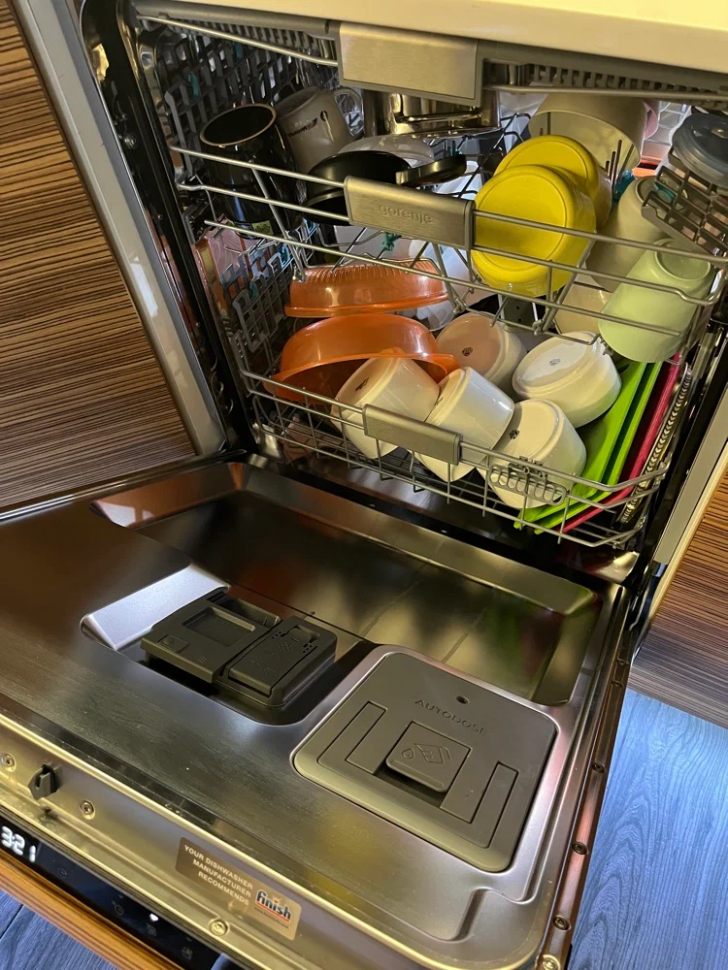 Встраиваемая посудомоечная машина Gorenje GV693C61AD Встраиваемая посудомоечная машина Gorenje GV693C61AD