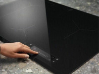 Индукционная варочная панель Electrolux EIS 8648