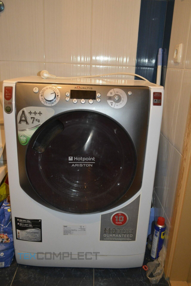 Стиральная машина Hotpoint-Ariston AQS 73F 09 Стиральная машина Hotpoint-Ariston AQS 73F 09